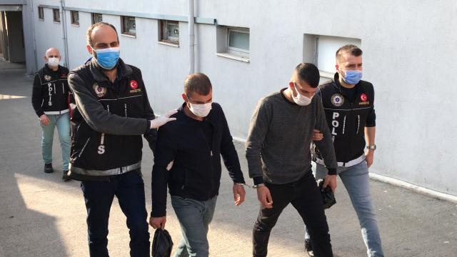 Adanada uyuşturucu satıcılarına operasyon: 5 şüpheliden 3ü tutuklandı
