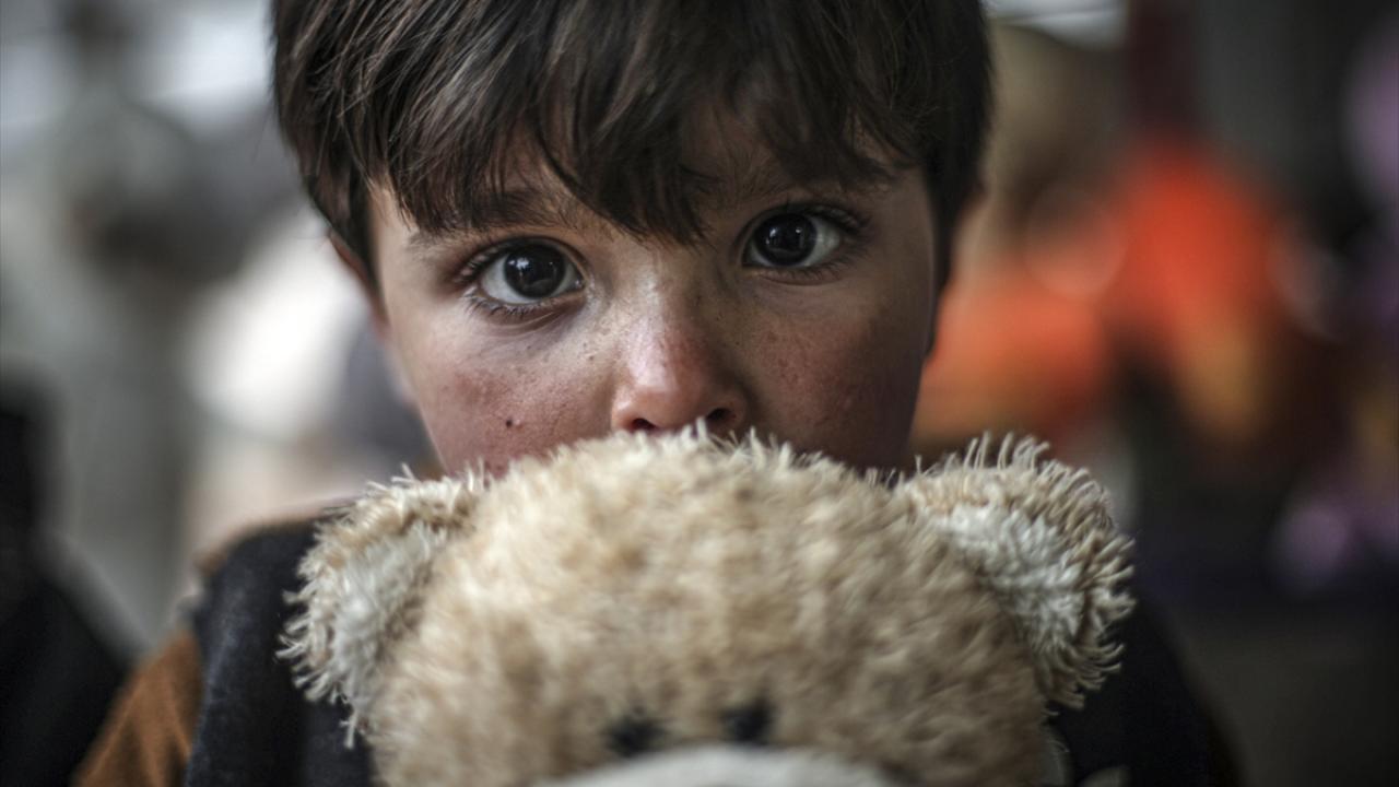 "Çadırlardaki tüm çocukların oyuncakları olmasını isterim"