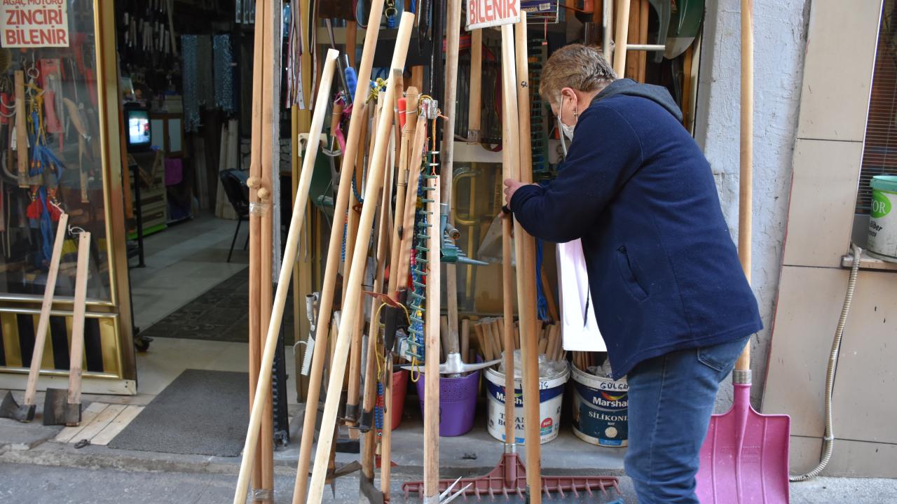  "Ona olan sevgim 10 dakika önce kıydığım nikah gibidir"
