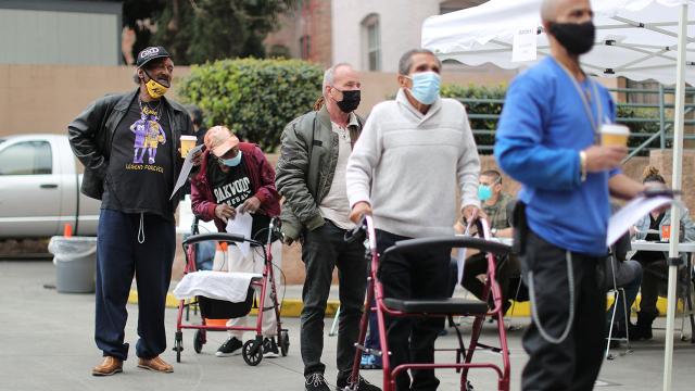 ABDde koronavirüsten ölenlerin sayısı 505 bini geçti