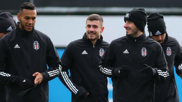 Beşiktaşa iki oyuncudan iyi haber