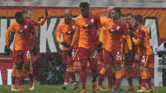 Galatasaray son dakikada kazandı