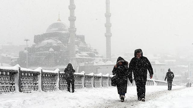 İstanbul ve Ankara için kuvvetli kar uyarısı