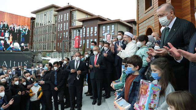 Cumhurbaşkanı Erdoğan Rizede cami açılışına katıldı