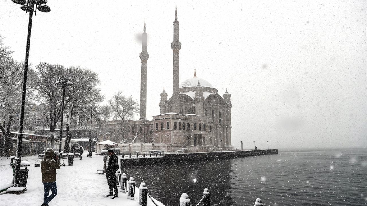 Ortaköy Meydanı