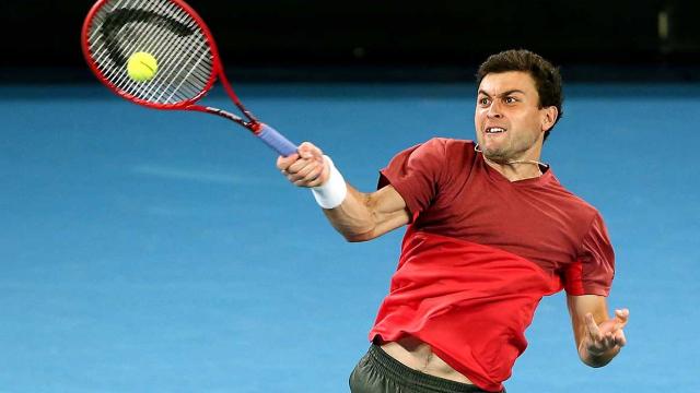 Karatsev Avustralya Açıkta yarı finale yükseldi