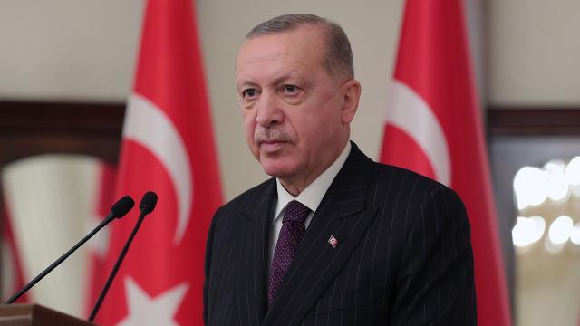 Cumhurbaşkanı Erdoğandan şehit ailesine başsağlığı mesajı