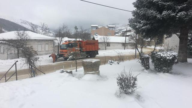 İzmirde kar kalınlığı 25 santimetreye çıktı