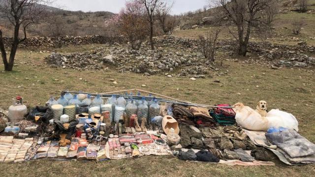 Batmanda teröristlere ait mühimmat ve yaşam malzemesi ele geçirildi
