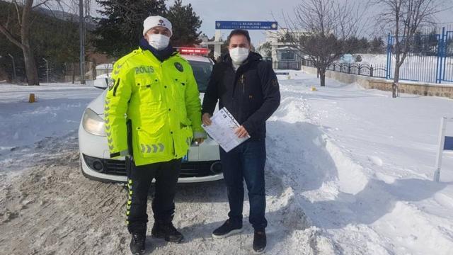 Trafik kazası geçiren polis adayını mülakata ekipler yetiştirdi