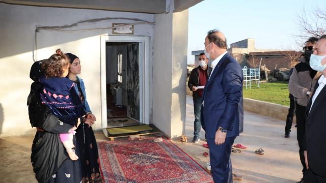 Şanlıurfa Valisi Erinden tenise olan ilgileriyle tanınan Sarıbal köyüne ziyaret