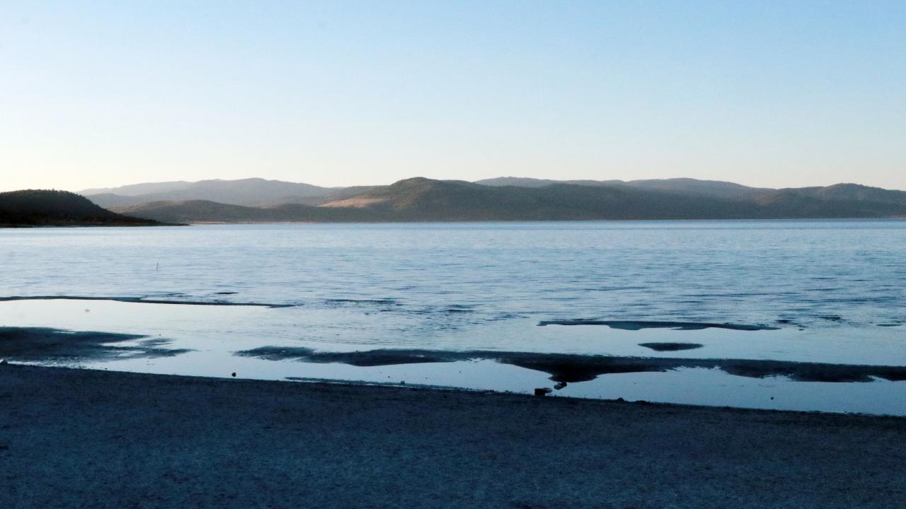 "Birçok etken salda gölü`ne zarar vermekte"