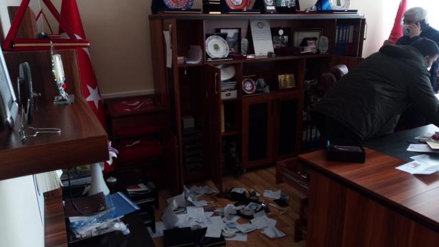 Bursada liselerden hırsızlık yaptığı tespit edilen 4 şüpheli tutuklandı