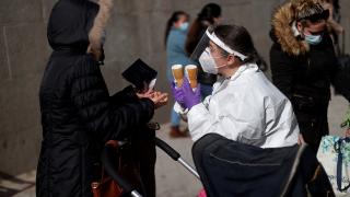 İspanya'da yoksulluk arttı, gıda yardımı kuyrukları uzadı