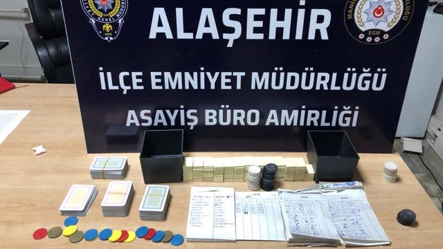 Kumar oynayan 24 kişiye 52 bin 850 lira ceza