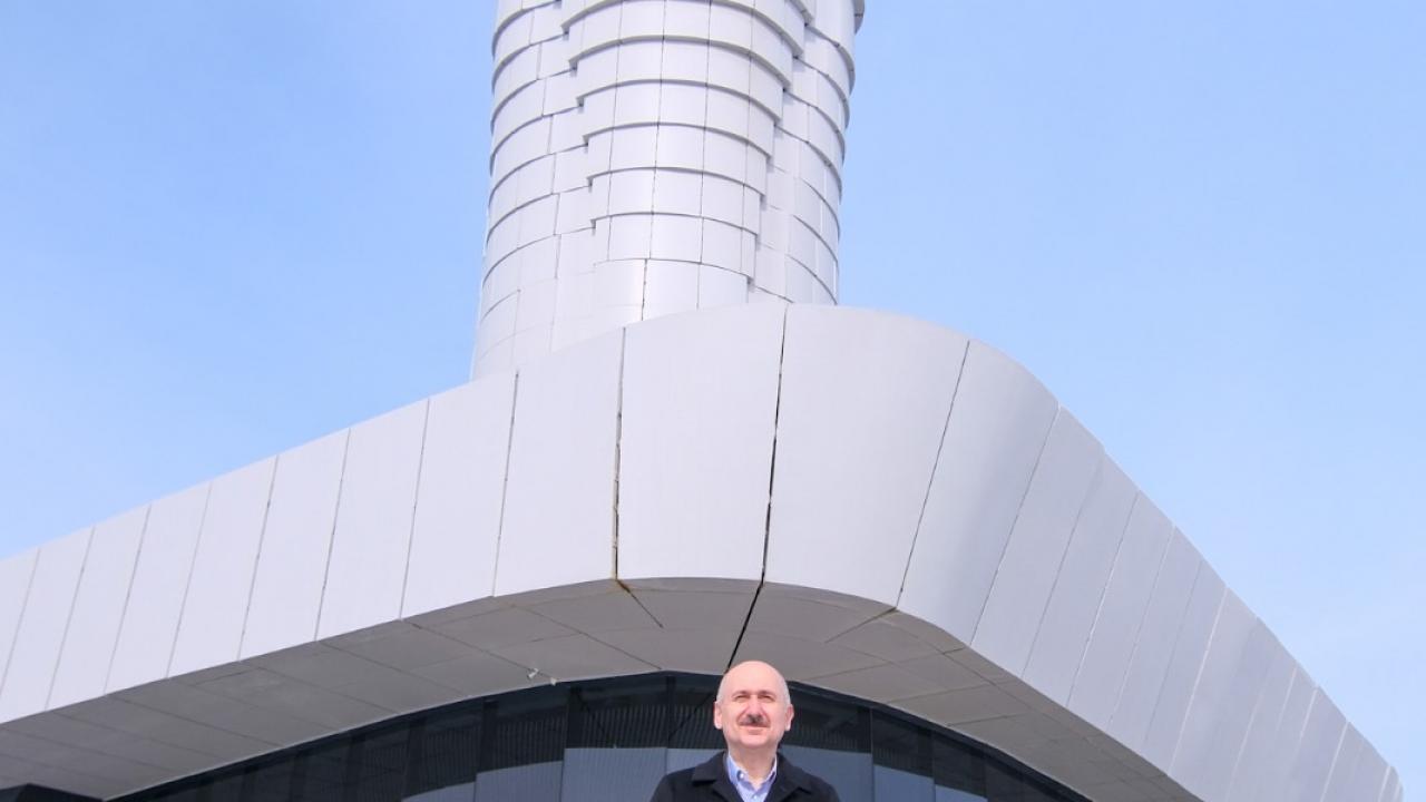 Çamlıca`nın Türkiye için gurur, dünya için örnek projelerden biri olduğunu vurgulayan Karaismailoğlu, şu bilgileri verdi: