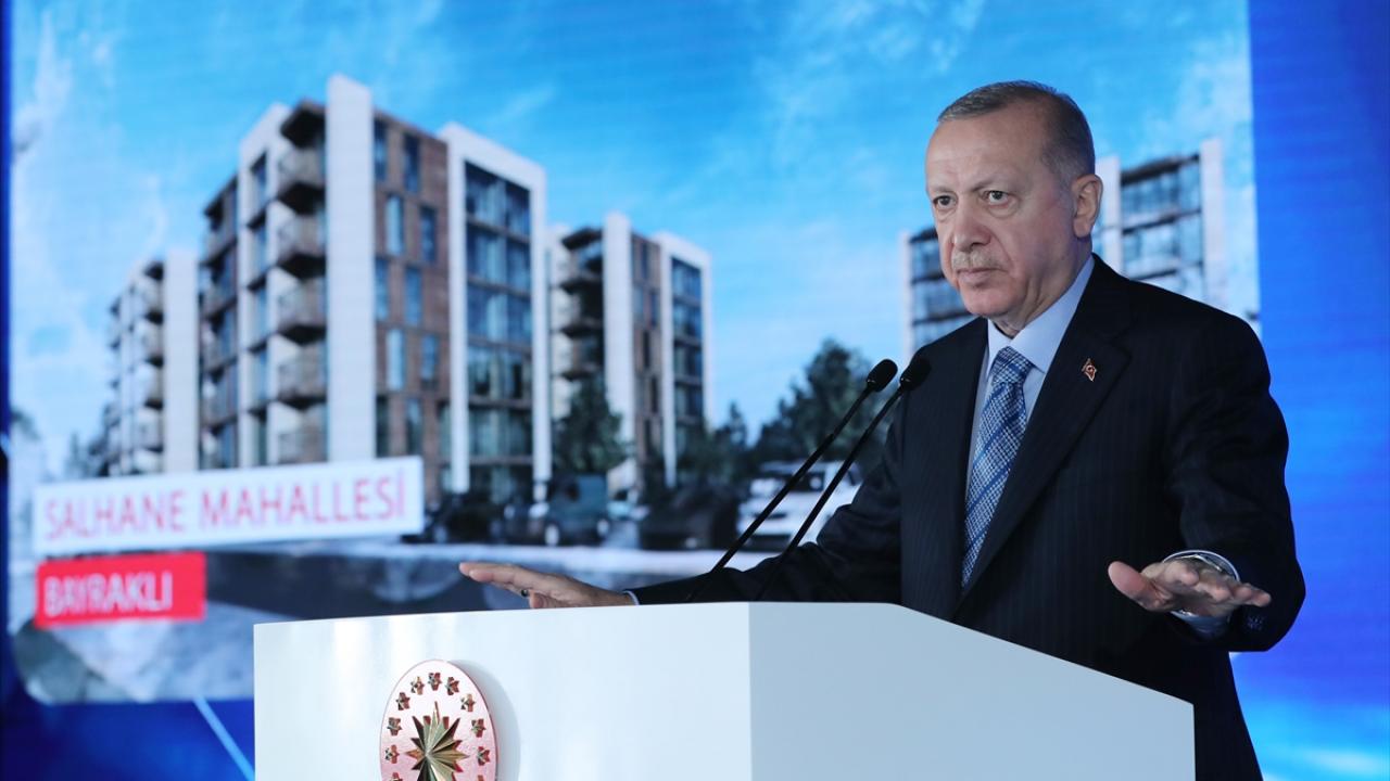 "5 bin konutu hak sahiplerine teslim edeceğiz"