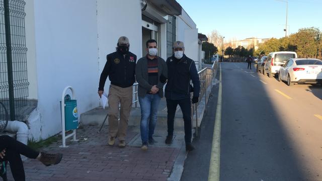 Adana merkezli 11 ilde FETÖ/PDYye yönelik soruşturmada 13 şüpheli hakkında gözaltı kararı verildi