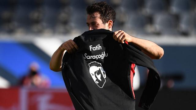 Amin Younes Fatih Saraçoğlunu andı