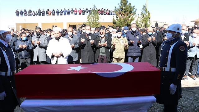 Hayatını kaybeden uzman çavuş son yolculuğuna uğurlandı