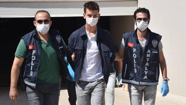 Cezayirli iş insanını öldüren 2 sanık için ömür boyu hapis isteniyor