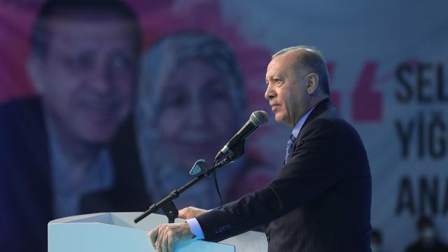 Cumhurbaşkanı Erdoğan: CHP, ailemi hedef alan bir kampanya yürütüyor
