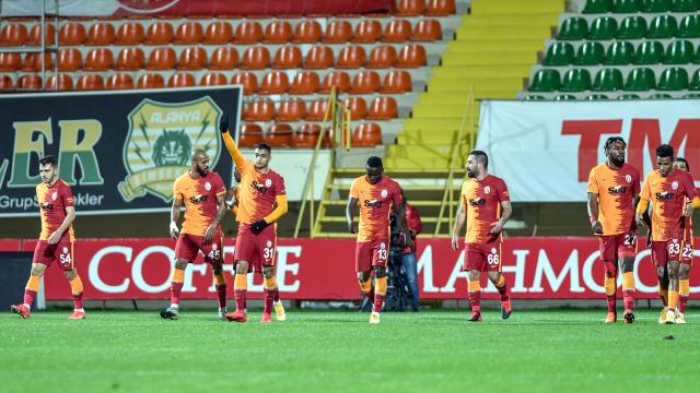 Galatasaray savunmasıyla zirvede