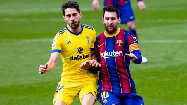 Lionel Messi Barcelonaya yetmedi