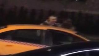 “Yolu uzattın” dedi, taksiciye tokat attı