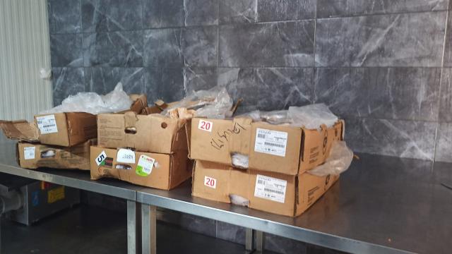 Tarihi geçmiş 70 kilo tavuk eti imha edildi