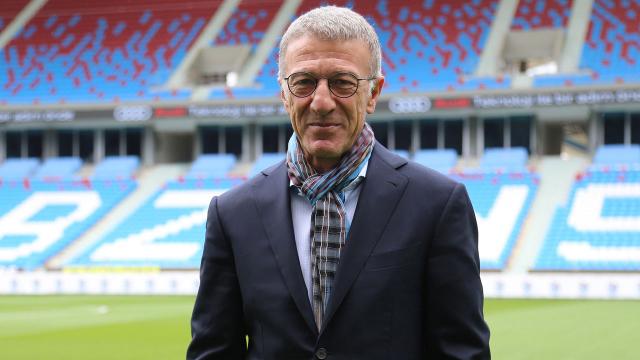 Ahmet Ağaoğlu: Takımlar camialarıyla başarıya ulaşır