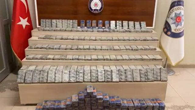 Vanda 107 kilo uyuşturucu ele geçirildi