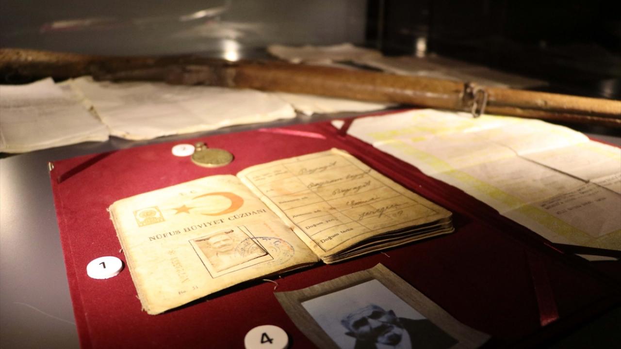 "Nura koşan gençler"