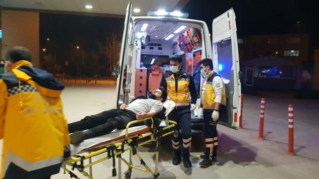 Bursada iki ayrı trafik kazasında 2 kişi yaralandı