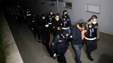 Adana merkezli dolandırıcılık ve rüşvet operasyonunda yakalanan 46 zanlıdan 18'i tutuklandı