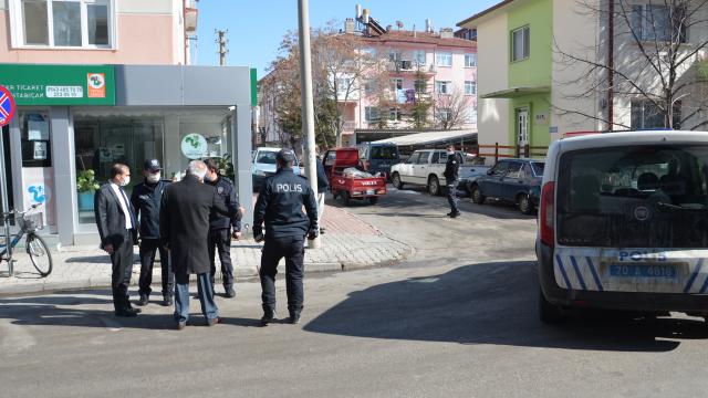 Karamanda silahlı saldırıya uğrayan kişi yaralandı