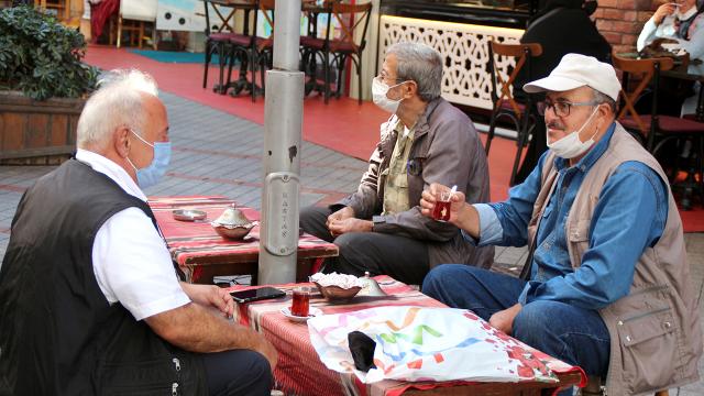 Rize Valisi: Vaka artışının sebebi yöreye özgü hareketlilik