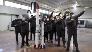 Eski garajı bilim merkezine dönüştürdüler; hedeflerinde "uzay" var