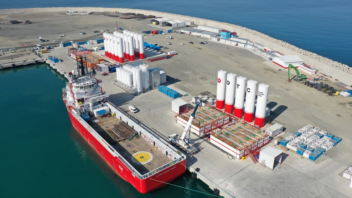 "Filyos Limanı büyük tonajlı gemilerin yeni adresi olacak"