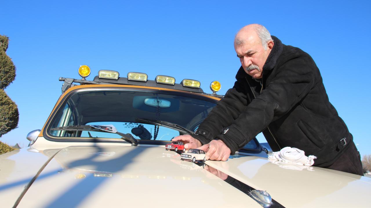 İnsanların aracına gösterdiği ilgiden memnun olduğunu anlatan Öcal, şunları kaydetti: