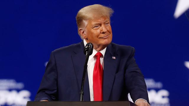 Trump, COVID-19 aşısının Trump aşısı olmasını istedi