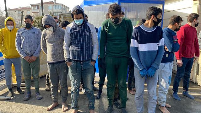 Silivride 18 düzensiz göçmen yakalandı