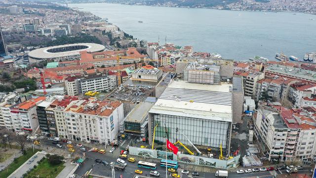 İstanbuldaki Atatürk Kültür Merkezi inşaatında sona yaklaşıldı