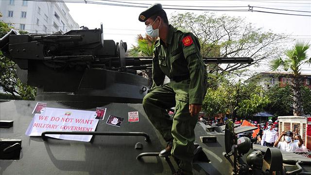 Myanmar cuntası darbeyi eleştiren BM Büyükelçisini azletti