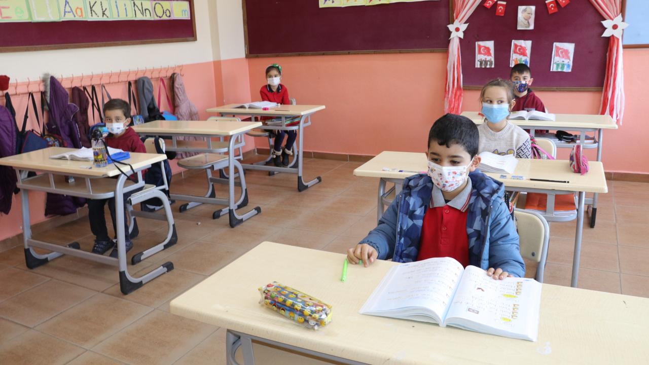 YÜKSEK VE ÇOK YÜKSEK RİSKLİ İLLERDE YÜZ YÜZE EĞİTİM