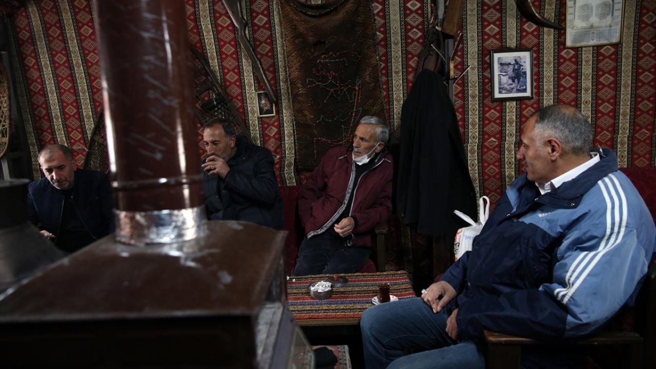 "Erzurum demek kıtlama çay demek"