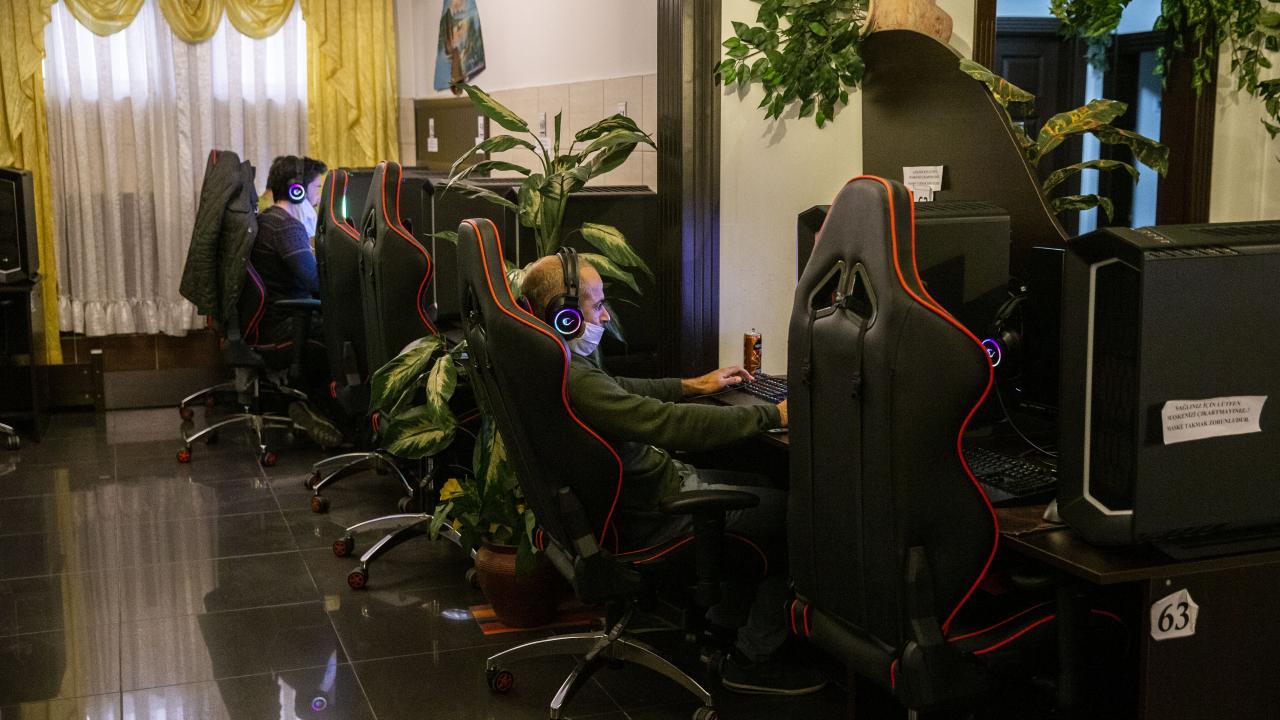 İnternet kafe/salonu, elektronik oyun salonu, bilardo salonu, lunapark gibi iş yerleri genelgeye tabi mi?