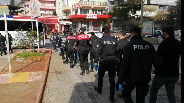 Kahramanmaraşta çeşitli suçlardan aranan 346 kişi yakalandı