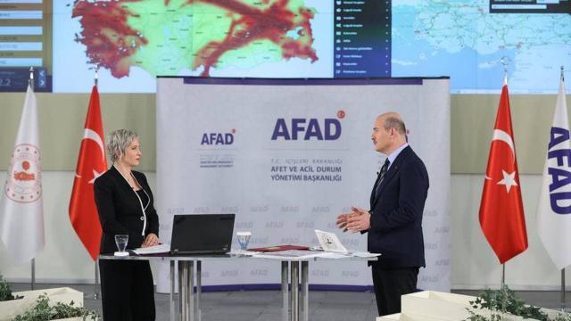 İçişleri Bakanı Soylu: AFAD uygulaması ile ekipler göçük altındakilere daha çabuk ulaşabilecek