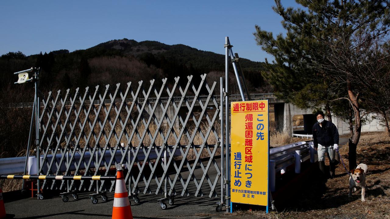 Kato`nun bir de Pochi isimli köpeği var.